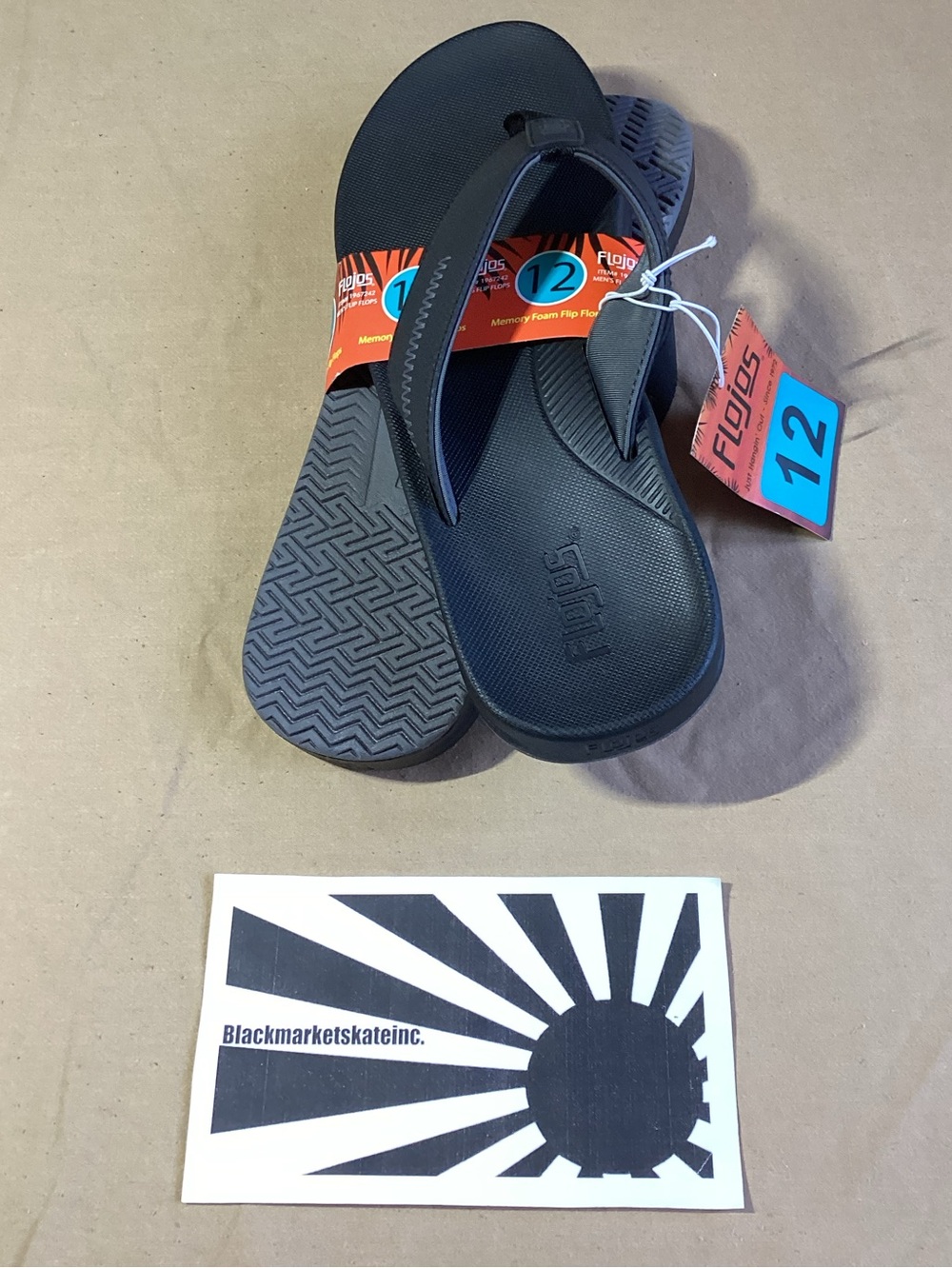 Flojos Memory Foam Flip Flops (Item #1967242) Men's Size 12